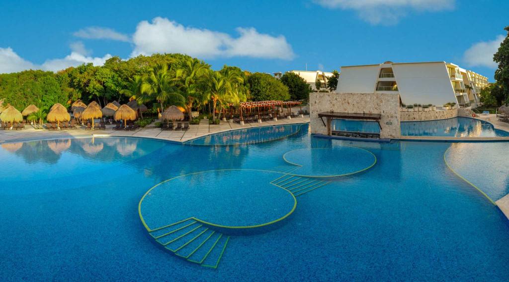 Grand Sirenis Riviera Maya Resort & Spa - Tropical Escape